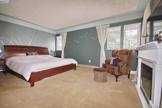 Photo 11: 1057 Tulip Ave in VICTORIA: SW Strawberry Vale House for sale (Saanich West)  : MLS®# 762592