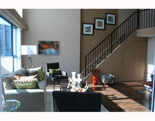 Photo 1: 808 1238 SEYMOUR Street in Vancouver: Downtown VW Condo for sale in "SPACE" (Vancouver West)  : MLS®# V735110
