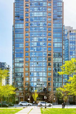 Photo 14: 2105 1188 RICHARDS Street in Vancouver: Yaletown Condo for sale (Vancouver West)  : MLS®# R2871706