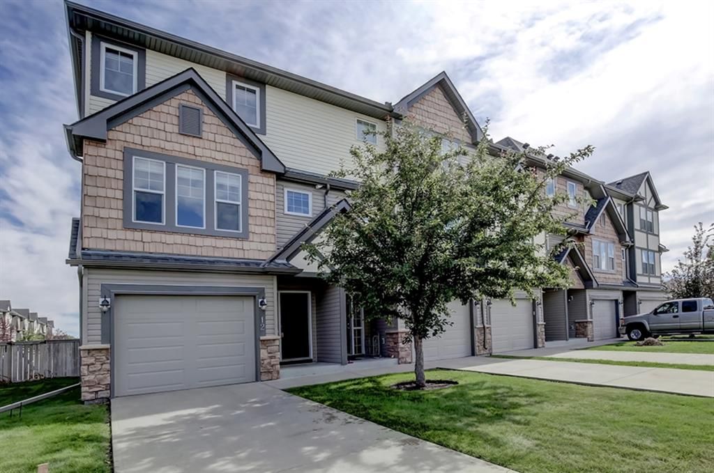 Main Photo: 12 Everridge Common SW in Calgary: Evergreen Row/Townhouse for sale : MLS®# A1255308