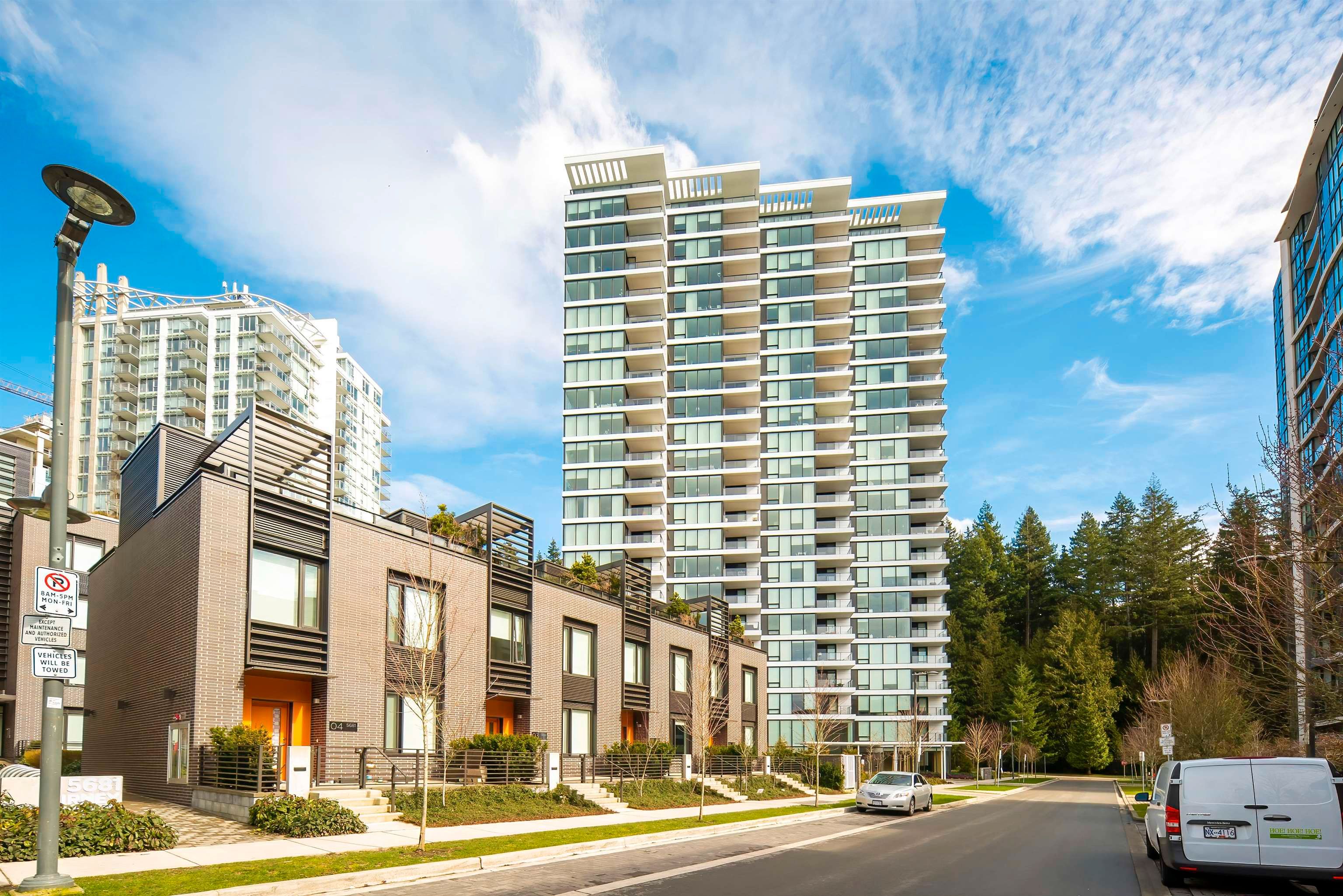 Main Photo: 1005 5629 BIRNEY Avenue in Vancouver: University VW Condo for sale in "IVY ON THE PARK" (Vancouver West)  : MLS®# R2758949