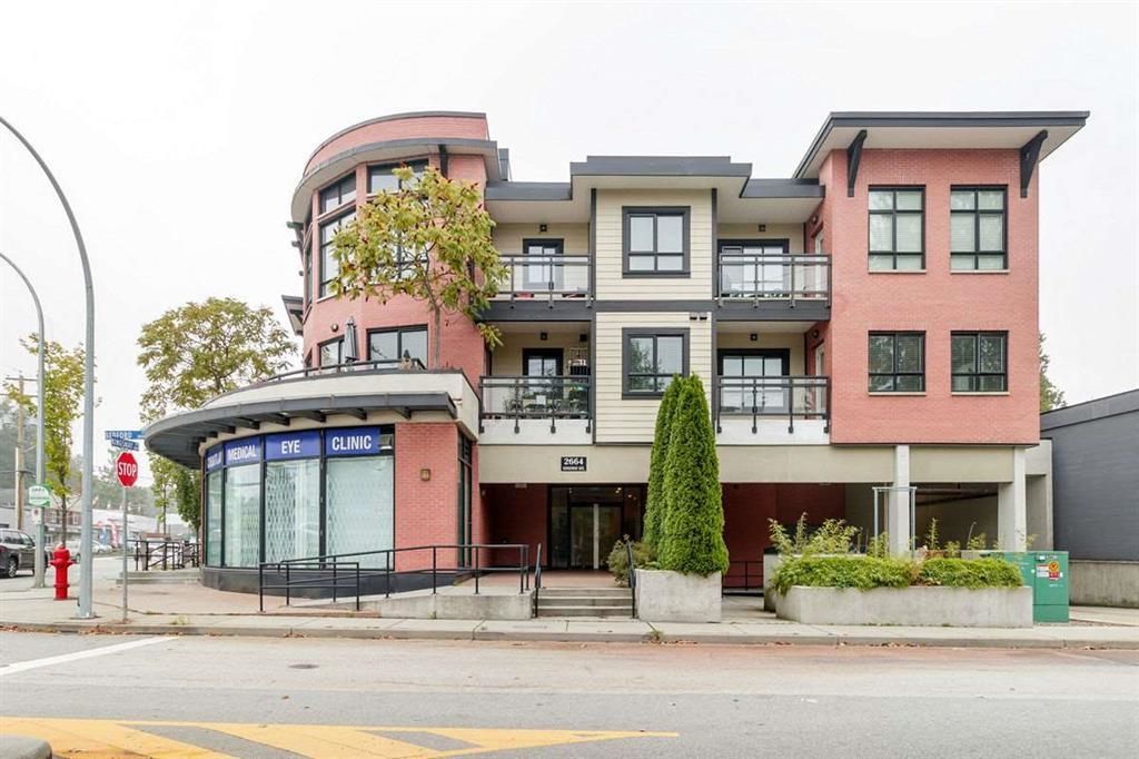 Main Photo: 205 2664 KINGSWAY AVENUE in : Central Pt Coquitlam Condo for sale : MLS®# R2649659