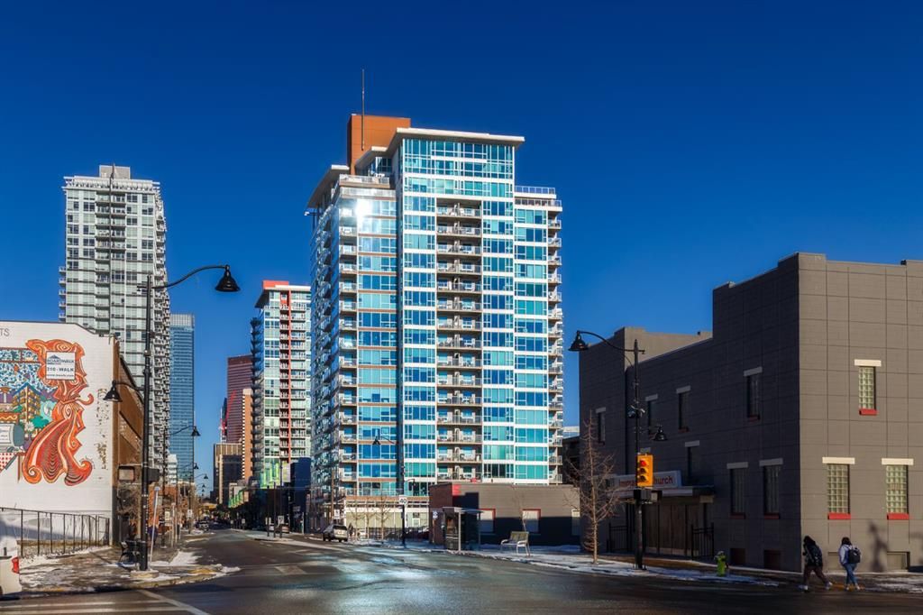 Main Photo: 1903 188 15 Avenue SW in Calgary: Beltline Apartment for sale : MLS®# A2093551