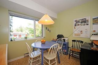 Photo 7: 2310 Wash Avenue in Ottawa: Carlingwood Residential Attached for sale (6002)  : MLS®# 771820