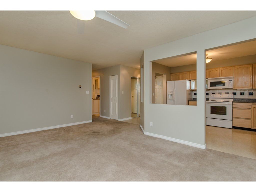 Photo 9: Photos: 202 2491 GLADWIN Road in Abbotsford: Abbotsford West Condo for sale in "LAKEWOOD GARDENS" : MLS®# R2134176