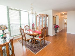 Photo 2: 1340 7288 ACORN Avenue in Burnaby: Highgate Condo for sale in "THE DUNHILL" (Burnaby South)  : MLS®# V993020