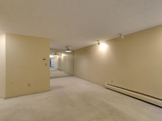 Photo 7: 111 2320 W 40TH Avenue in Vancouver: Kerrisdale Condo for sale in "Manor Gardens" (Vancouver West)  : MLS®# R2546363