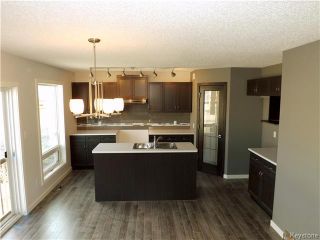 Photo 2: 170 RAVENSDEN Drive in Winnipeg: River Park South Residential for sale (2F)  : MLS®# 1700408