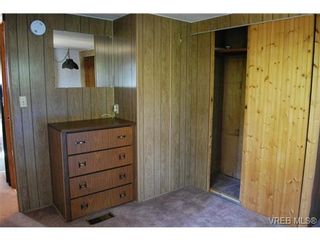 Photo 14: 1 1201 Craigflower Rd in VICTORIA: VR Glentana Manufactured Home for sale (View Royal)  : MLS®# 738635