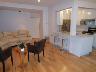 Photo 3: 8 5515 OAK Street in Vancouver: Shaughnessy Condo for sale (Vancouver West)  : MLS®# V978668