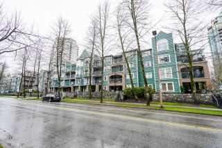 Photo 3: 411 1189 WESTWOOD Street in Coquitlam: North Coquitlam Condo for sale in "Lakeside Terrace" : MLS®# R2665619