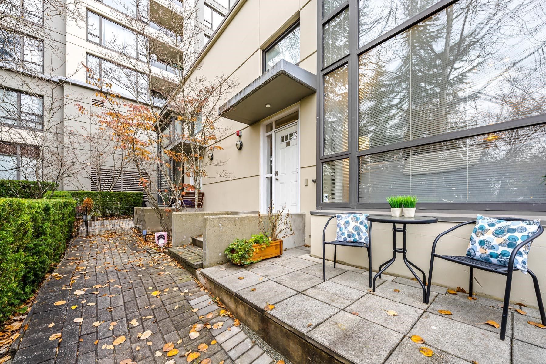 Main Photo: 10 4178 DAWSON STREET in BURNABY: Brentwood Park Townhouse for sale (Burnaby North)  : MLS®# R2835298
