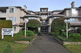 Photo 1: 401 19721 64 AVENUE in Langley: Willoughby Heights Condo for sale : MLS®# R2247351