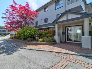 Photo 31: 106 15272 20 Avenue in Surrey: King George Corridor Condo for sale in "WINDSOR COURT" (South Surrey White Rock)  : MLS®# R2877643