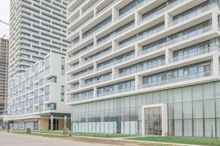 Photo 3: 5003 898 Portage Parkway in Vaughan: Vaughan Corporate Centre Condo for sale : MLS®# N8113094