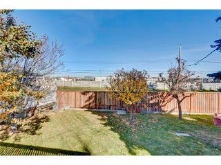 Photo 33: 5612 LADBROOKE Drive SW in Calgary: Lakeview House for sale : MLS®# C4036600