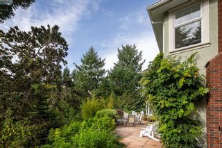 Photo 17: 3704 Arbutus Ridge in VICTORIA: SE Ten Mile Point House for sale (Saanich East)  : MLS®# 825961