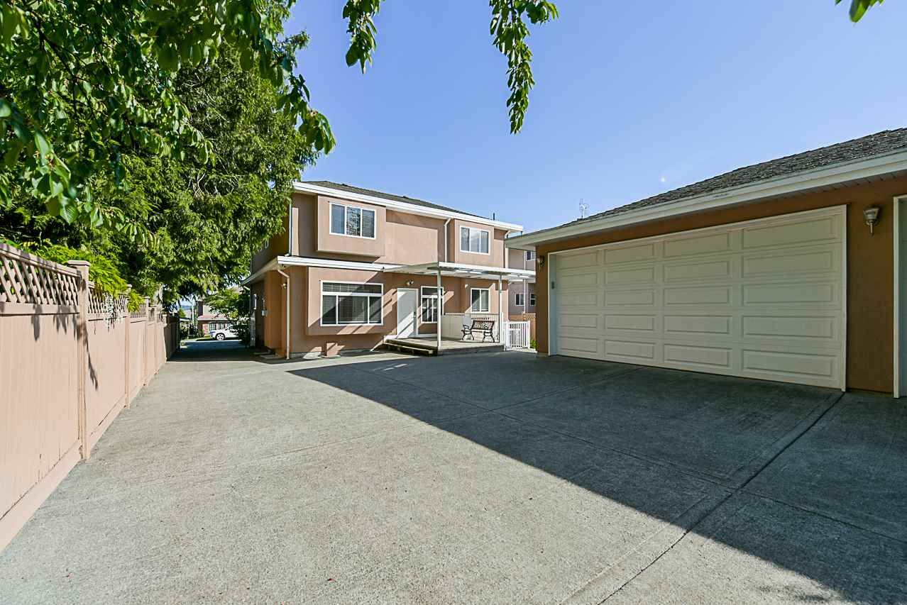 Photo 19: Photos: 2125 EDINBURGH STREET in New Westminster: Connaught Heights House for sale : MLS®# R2275635