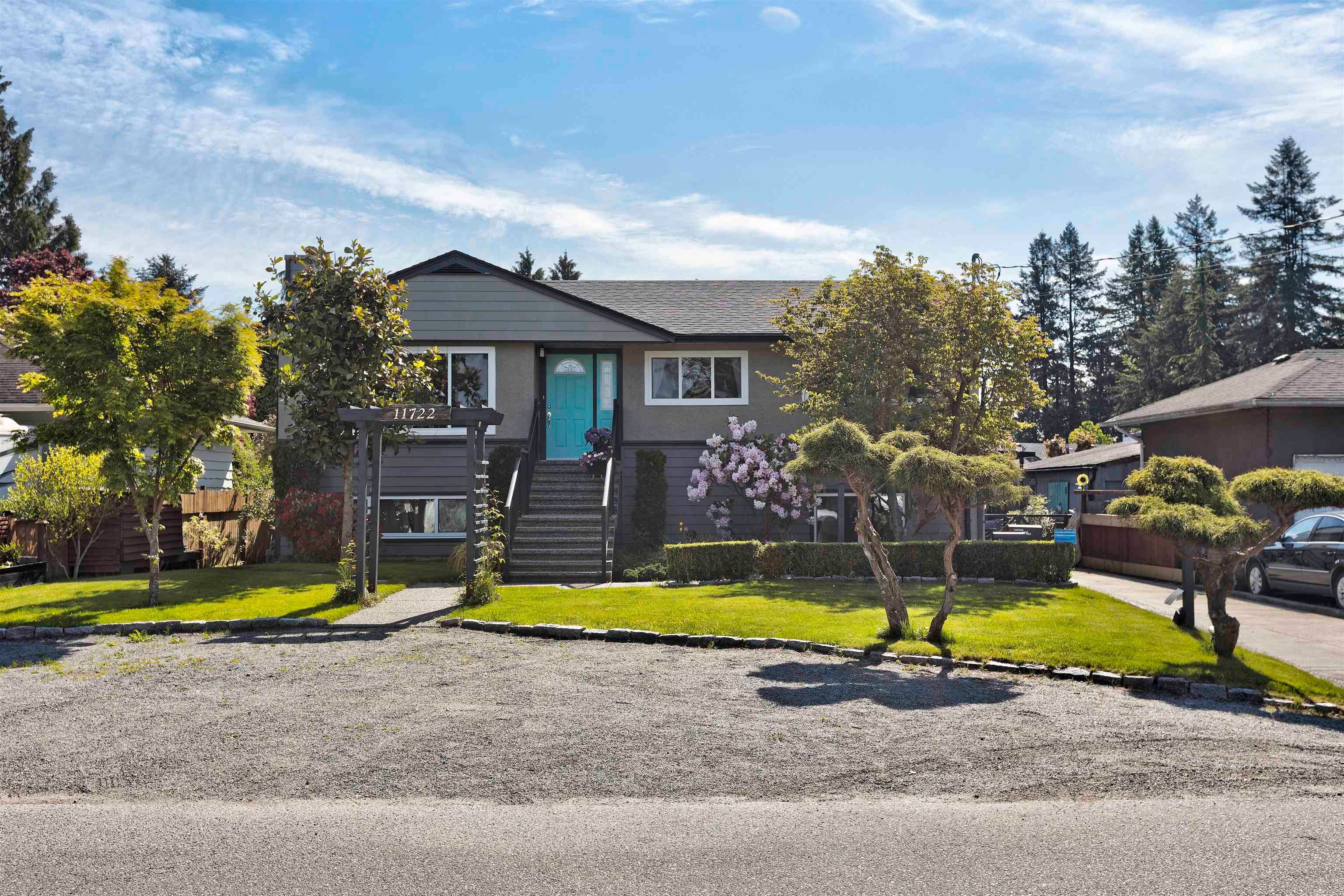 Main Photo: 11722 CARSHILL Street in Maple Ridge: West Central House for sale : MLS®# R2725338