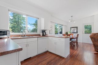 Photo 9: 2508 BENDALE Road in North Vancouver: Blueridge NV House for sale in "Blueridge" : MLS®# R2869289