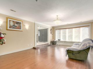 Photo 4: 5725 HOLLAND Street in Vancouver: Southlands House for sale (Vancouver West)  : MLS®# R2206914