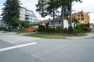 Photo 11: 627 SMITH Avenue in Coquitlam: Coquitlam West House for sale : MLS®# R2783172