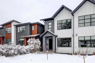 Photo 2: 517 36 Street SW in Calgary: Spruce Cliff Semi Detached (Half Duplex) for sale : MLS®# A2120598