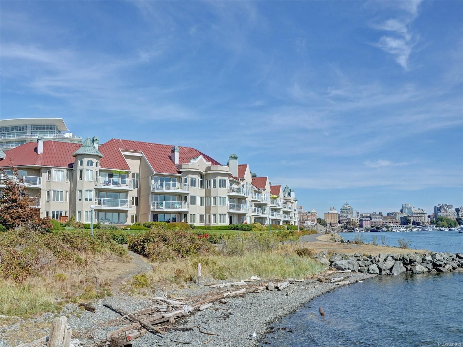 Main Photo: 205 55 Songhees Rd in Victoria: VW Songhees Condo for sale (Victoria West)  : MLS®# 901019