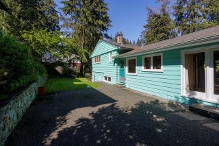 Photo 3: 3405 PRINCESS Avenue in North Vancouver: Princess Park House for sale : MLS®# R2887070