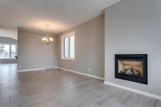 Photo 4: 1609 25 Avenue SW in Calgary: Bankview Detached for sale : MLS®# A1154287