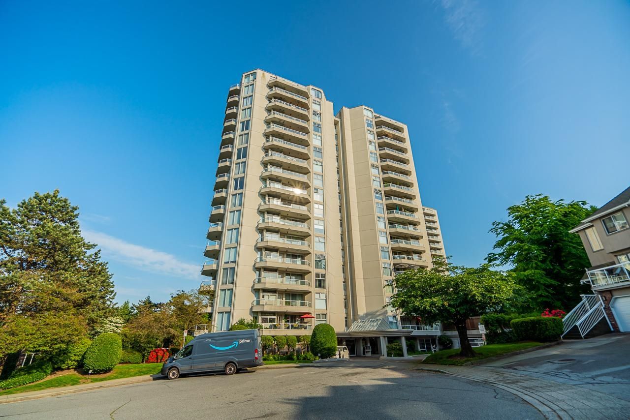 Main Photo: 404 71 JAMIESON Court in New Westminster: Fraserview NW Condo for sale in "PALACE QUAY" : MLS®# R2783033