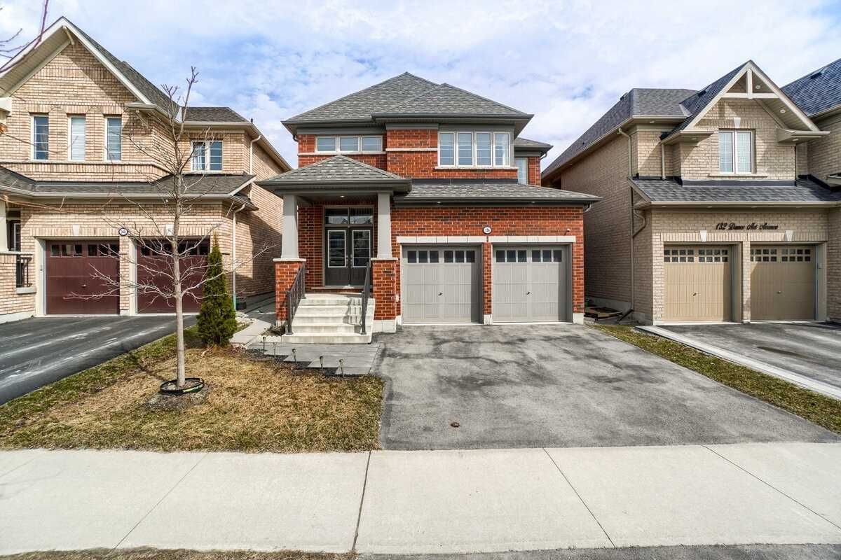 Main Photo: 136 Dance Act Avenue in Oshawa: Windfields House (2-Storey) for sale : MLS®# E5626310