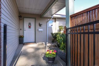 Photo 4: B 2022 Bolt Ave in Comox: CV Comox (Town of) Half Duplex for sale (Comox Valley)  : MLS®# 895178