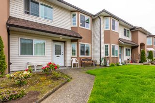 Photo 2: 5 46350 CESSNA Drive in Chilliwack: H911 Townhouse for sale : MLS®# R2734631