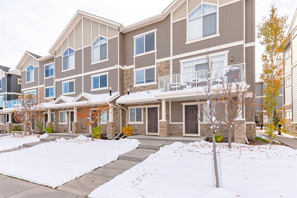 Main Photo: 1547 Symons Valley Parkway NW in Calgary: Evanston Row/Townhouse for sale : MLS®# A2008458