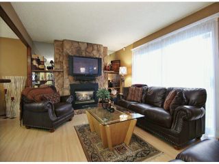 Photo 3: 8163 SUMAC Place in Mission: Mission BC House for sale : MLS®# F1401227