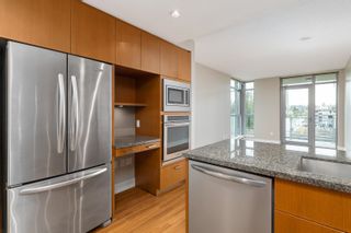 Photo 12: 705 3008 GLEN Drive in Coquitlam: North Coquitlam Condo for sale in "M2" : MLS®# R2688895