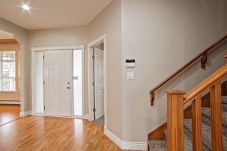 Photo 2: 33834 GREWALL Crescent in Mission: Mission BC House for sale in "College Heights" : MLS®# R2256686