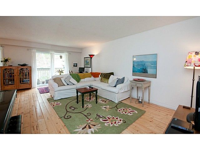 Main Photo: 25 840 PREMIER Street in North Vancouver: Lynnmour Condo for sale in "EDGEWATER ESTATES" : MLS®# V1020536