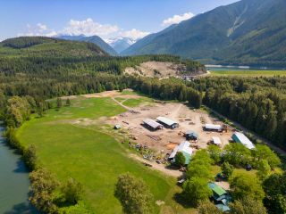 Photo 3: 209 LARDEAU RIVER RD in Kaslo North to Gerrard: Other for sale : MLS®# 2471147