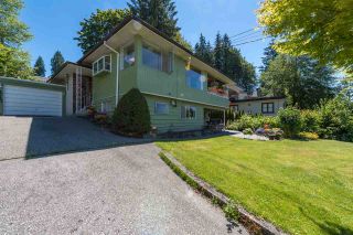 Photo 4: 4740 CEDARCREST Avenue in North Vancouver: Canyon Heights NV House for sale : MLS®# R2129725