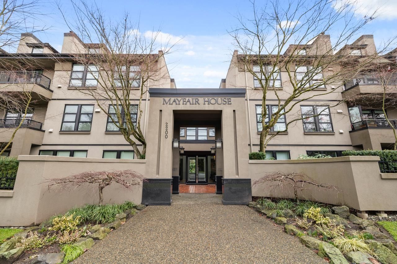 Main Photo: 114 2200 HIGHBURY Street in Vancouver: Point Grey Condo for sale in "MAYFAIR HOUSE" (Vancouver West)  : MLS®# R2752680