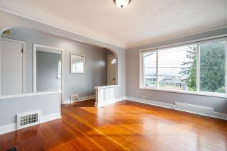 Photo 5: 321 DEVOY Street in New Westminster: The Heights NW House for sale : MLS®# R2862722
