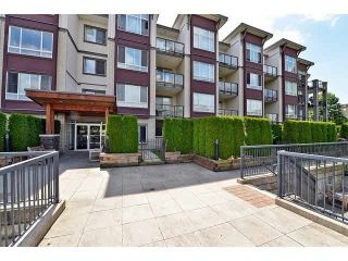 Photo 1: 317 2943 NELSON Place in Abbotsford: Central Abbotsford Condo for sale in "Edgebrook" : MLS®# R2337002