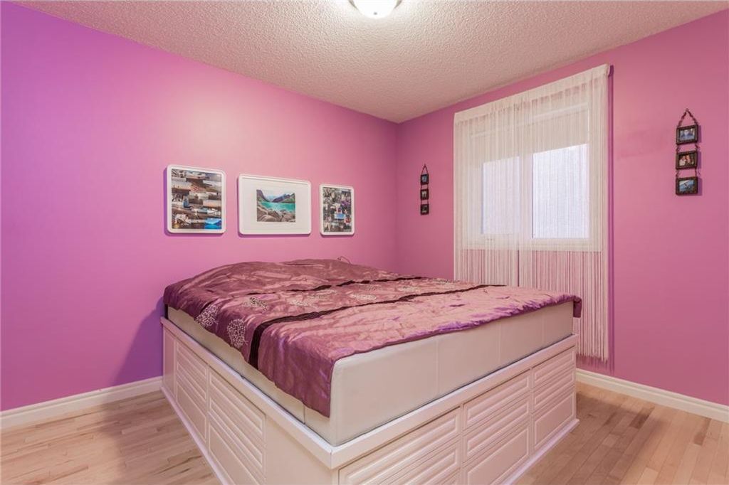 Photo 25: Photos: 256 EVERGREEN Plaza SW in Calgary: Evergreen House for sale : MLS®# C4144042