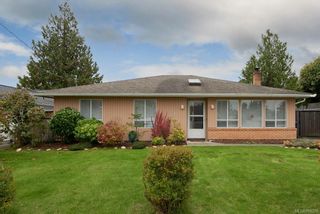 Main Photo: 740 Lilac Dr in Parksville: PQ Parksville House for sale (Parksville/Qualicum)  : MLS®# 888298