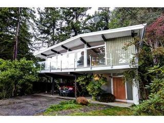 Photo 2: 4138 BURKEHILL Road in West Vancouver: Home for sale : MLS®# V1030215