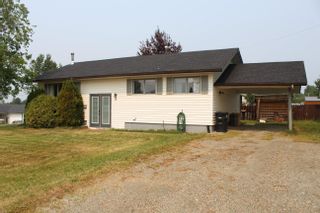 Photo 2: 32 OMINECA Crescent in Mackenzie: Mackenzie -Town House for sale : MLS®# R2796859