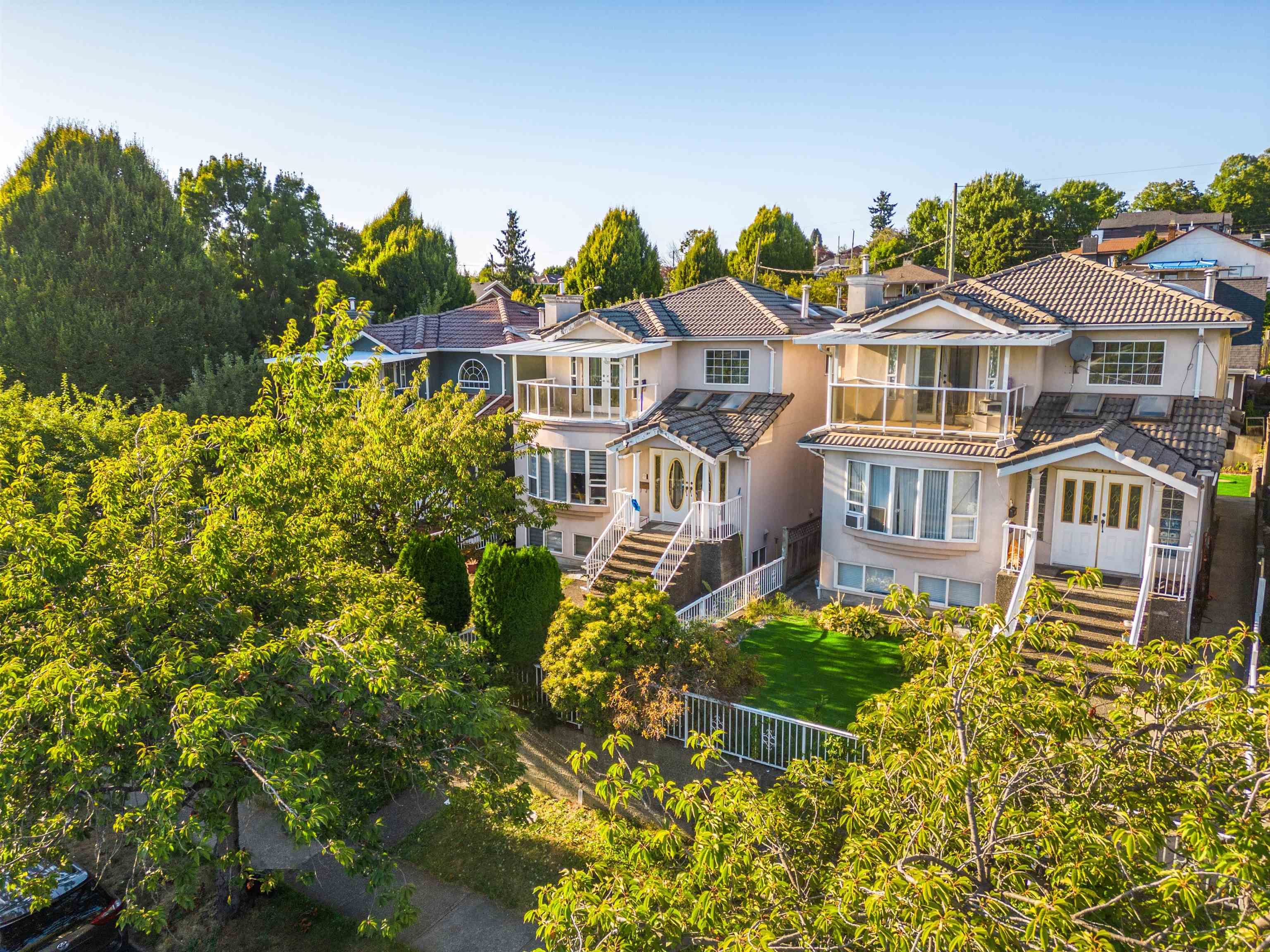 Main Photo: 809 E 64 AVENUE in VANCOUVER: South Vancouver House for sale (Vancouver East)  : MLS®# R2839766