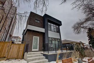 Photo 4: 524 10 Street NE in Calgary: Bridgeland/Riverside Detached for sale : MLS®# A1102466
